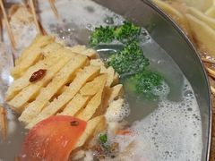 -袁记串串香(北国店)