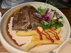 新西兰带骨眼肉牛排-新贝乐意大利餐厅(镇江苏宁广场店)
