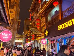 -小天鹅火锅·一线江景洪鼎旗舰店(洪崖洞店)