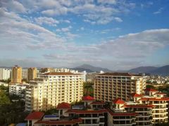 -三亚湾海居铂尔曼度假酒店