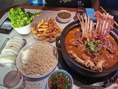 -沪小胖小龙虾(淮海中路旗舰店)