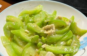 Squash and Edamame Stir-fried with Salted Egg Yolk