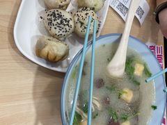 -小杨生煎(成山巴黎春天店)