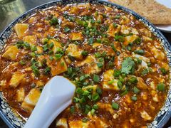 豆腐烧脊髓-乐山食古香跷脚牛肉