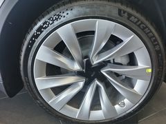 -TESLA 特斯拉(北京南四环中路特斯拉中心)