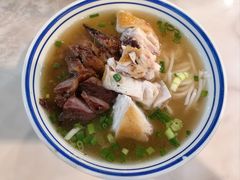 叉鸡濑粉-香辉食馆(新兴路店)