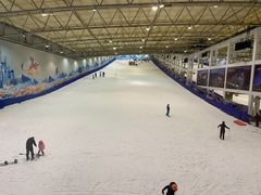 -乔波室内滑雪场