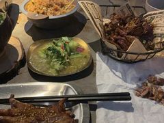 -麦凯伦烧烤·精酿超级工厂店(金桥总店)