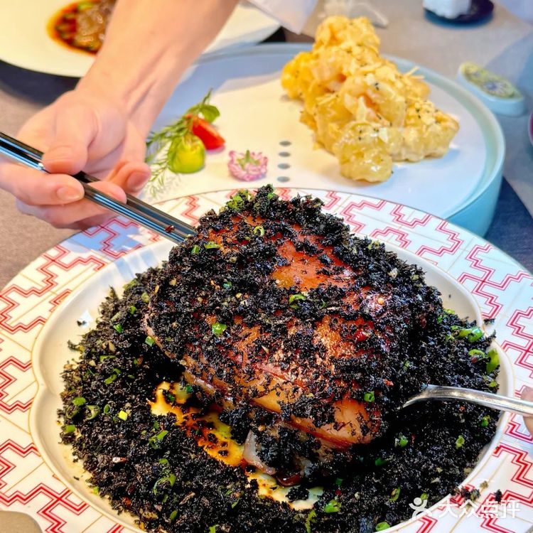 三刷剁椒🐟头王🫅❗️这家饭张力绝了❗️❗️❗️