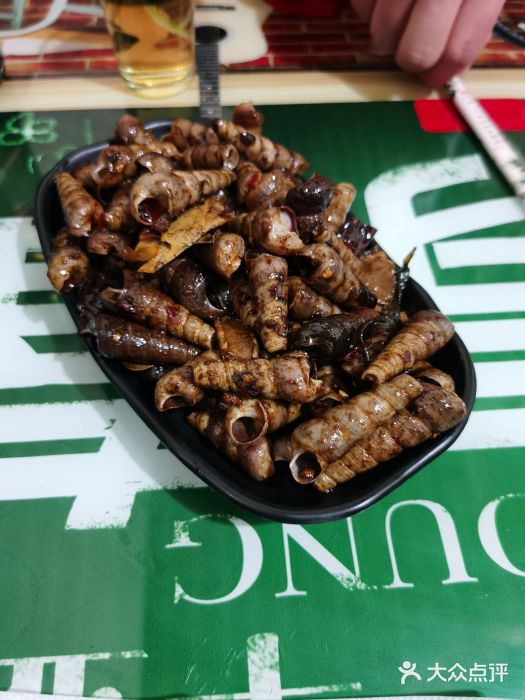 小红桶烧烤(烟台芝罘医院总店)钉螺图片