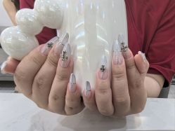-雅洁美甲美睫