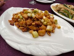 宫保鸡丁-万柳阁小馆·花园餐厅(龙潭湖店)