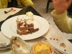 -东方红海鲜百汇(国际大厦店)