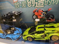 -乐高授权专卖店(朝阳大悦城店)
