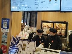 -霸王茶姬(南强街店)