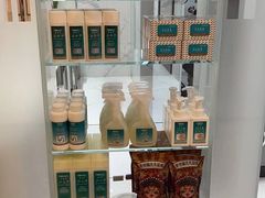 -福奈特洗衣·洗鞋·奢侈品护理(苏河湾店)