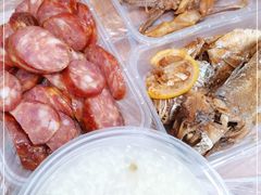 -蓝精灵饺子店