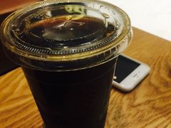-星巴克(上海虹桥新天地二店)