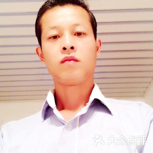 漂亮的小伙子_4583上传的图片