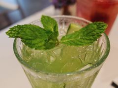 小青瓜气泡水-思南书局·诗歌店