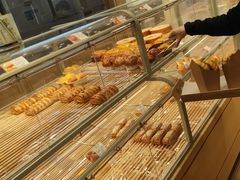 面包甜点陈列柜-好利来(东直门银座店)