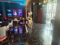 -屋有岛沉浸游戏旗舰店(中山公园店)