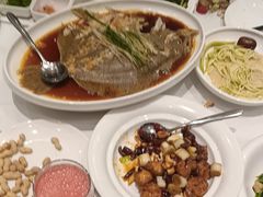 -万龙洲海鲜(大兴绿地缤纷城店)