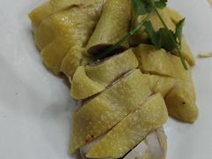 -强记湛江鸡饭店·二十七年老字号(拱北店)