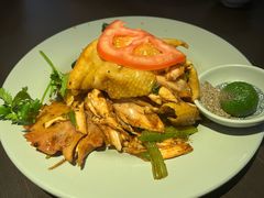 -大头虾越式风味餐厅(光明广场店)