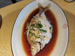 清蒸武昌鱼-老村长•湖北家常菜(南湖店)