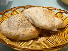 -忆江南·金鹏船宴