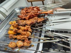 -百盛·牟平烧烤·养马岛海鲜(宁海大街店)