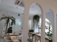 -春树下·树屋花房西餐厅(罍街AS1980店)