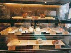 面包甜点陈列柜-麦当劳(东急新天地店)