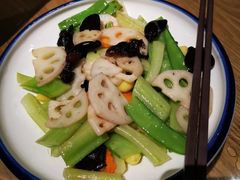 -粤小馆(天安云谷店)