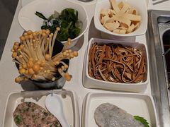 -海底捞火锅(长宁路龙之梦店)