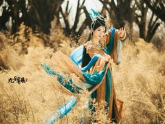 -九月鹰飞汉服摄影工作室