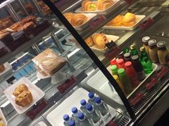 -星巴克臻选(南京金茂览秀城店)