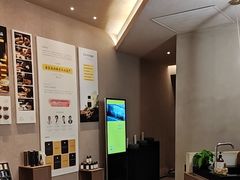 -灸春堂·艾灸·痛症·整脊连锁(之江银泰店)
