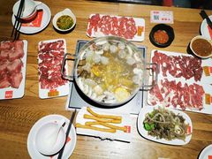 -牛很鲜潮汕牛肉火锅(朝晖路店)