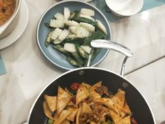 清炒秋葵山药-南山鲜虾面·活鲜小馆·海味大连菜(南山总店)