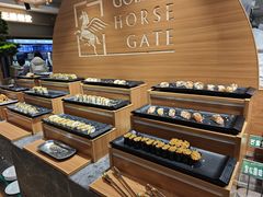 -金马门国际美食百汇(珞喻路店)