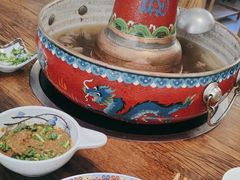 -毛辣果·贵州红酸汤牛肉火锅(西单店)