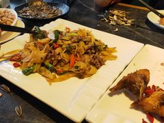 -翁大胖媽媽菜(银海店)