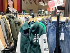 -王府井奥莱临潼小镇(临潼店)