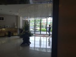 -挪娅婚纱摄影皇家会所