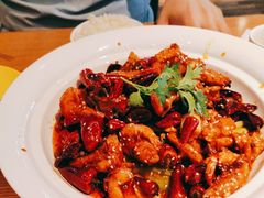 -渝信川菜 · 川味家常菜(财富购物中心店)