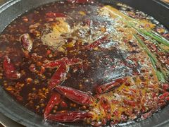 -黄潇洒老火锅(九眼桥宏济巷店)