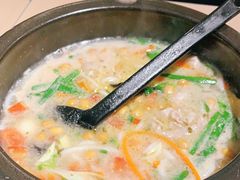 -蒙自源米线大王(东站店)