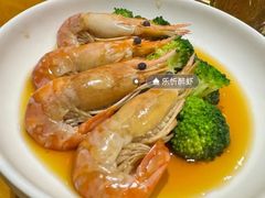 -乐忻皇朝(上海中心大厦店)